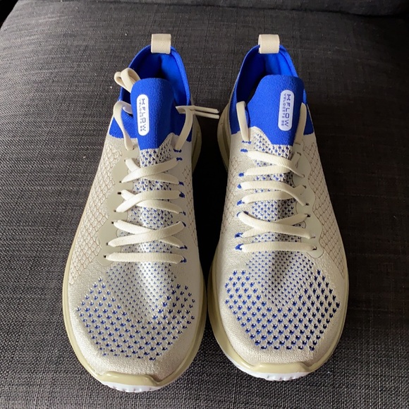 Under Armour Flow Velociti SE, M9/W10.5, Khaki and Royal blue - Picture 4 of 5